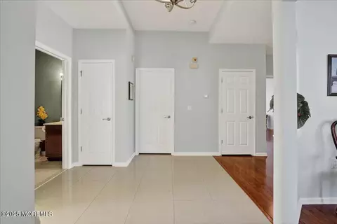 Entry Way - 53 Pine Valley Rd, Jackson, NJ 08527 photo 2 of 4