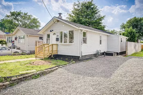 50 Pacific Blvd, Keyport, NJ 07735