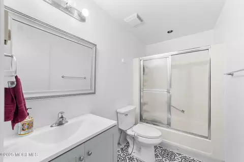 25 Pitman Rd #B, Monroe, NJ 08831 photo 17
