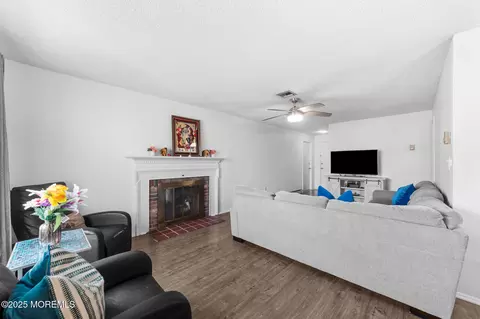 25 Pitman Rd #B, Monroe, NJ 08831 photo 10