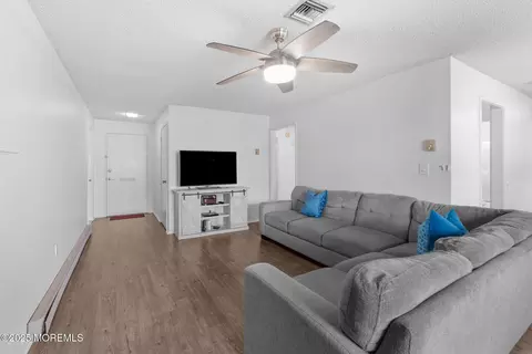 25 Pitman Rd #B, Monroe, NJ 08831 photo 6
