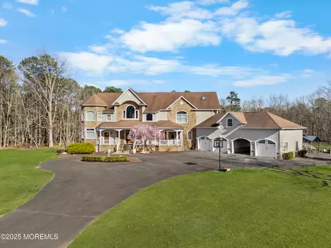 204 Stillhouse Rd, Millstone, NJ 08535