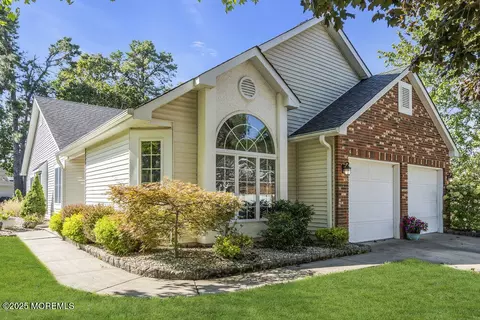 1629 Sweetbay Dr, Toms River, NJ 08755