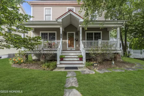 303 Cooks Ln, Point Pleasant Beach, NJ 08742