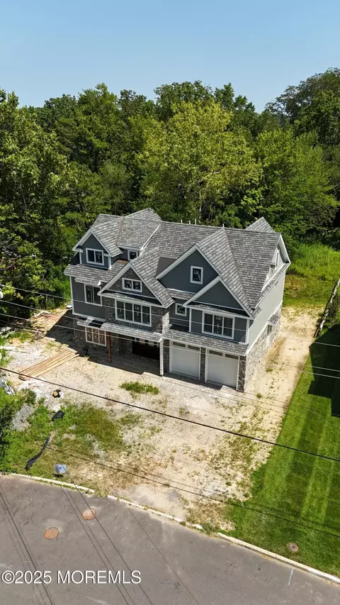 2 Park Pl, Neptune City, NJ 07753