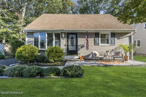 415 Robbins Rd, Neptune City, NJ 07753