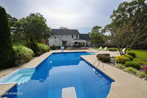 Exterior - 231 Crescent Ave, Jackson, NJ 08527 photo 12 of 25