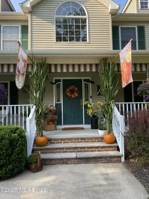 Exterior - 231 Crescent Ave, Jackson, NJ 08527 photo 23 of 25