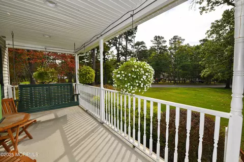 Exterior - 231 Crescent Ave, Jackson, NJ 08527 photo 3 of 25