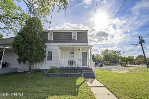 602 Lippincott Ave, Riverton, NJ 08077