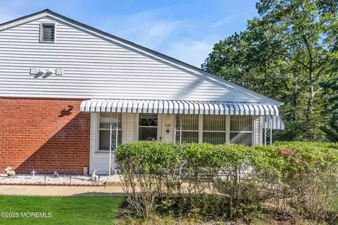 232 Columbine Ave #C, Whiting, NJ 08759