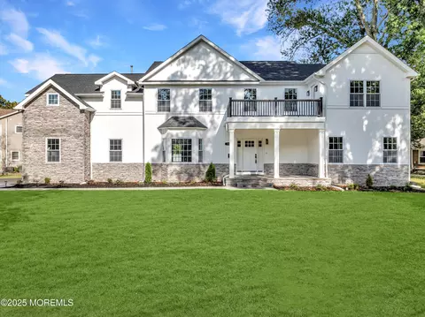 38 Louise Dr, East Brunswick, NJ 08816