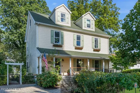 10 Acpoan Pl, Manasquan, NJ 08736