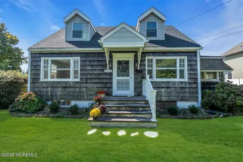 633 Agnes Ave, Brielle, NJ 08730