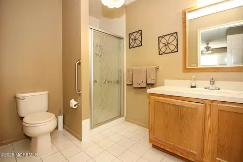 Bath - 451 Deuce Dr, Wall, NJ 07719 photo 2 of 2