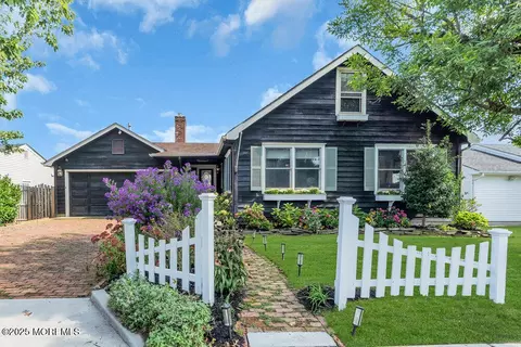 80 Stockton Lake Blvd, Manasquan, NJ 08736