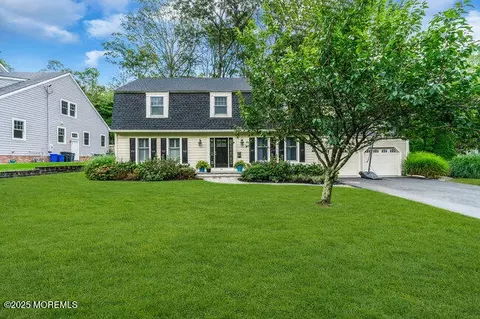 816 Rathjen Rd, Brielle, NJ 08730