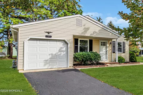 Other - 17 Leighton Ct, Berkeley, NJ 08721 photo 2 of 10