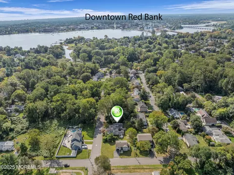 39 Market St, Red Bank, NJ 07701