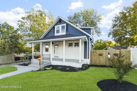 6 Terrace Ave, New Egypt, NJ 08533