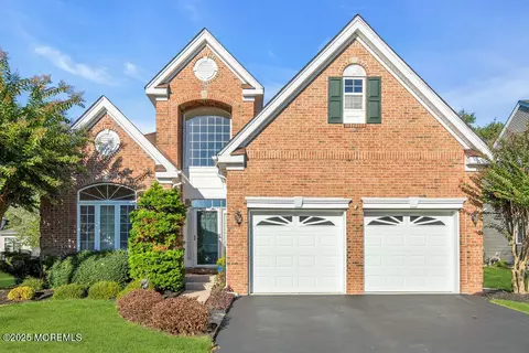 9 Hingham Ln, Barnegat, NJ 08005