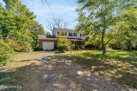 25 N Union St, Manahawkin, NJ 08050