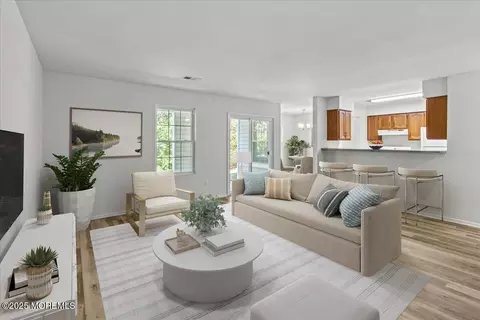 2517 Waters Edge Dr, Toms River, NJ 08753