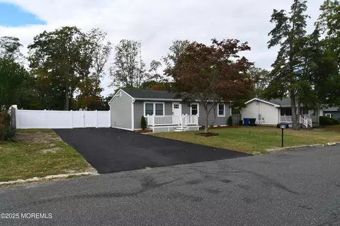 914 Neville St, Toms River, NJ 08753