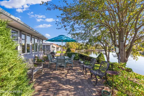 1729 Yorktowne Blvd, Toms River, NJ 08753