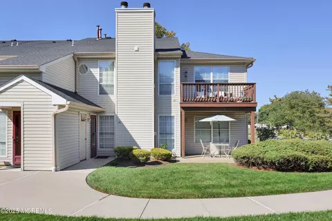 455 Hawthorne Pl, Morganville, NJ 07751