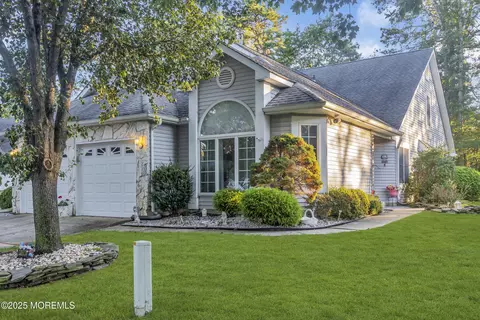 1878 Crimson Ct, Toms River, NJ 08755
