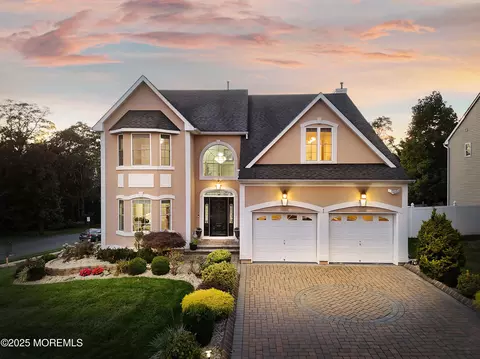 1 Boyd Rd, Hazlet, NJ 07730