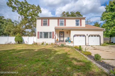 701 Madison Ave, Manchester, NJ 08759
