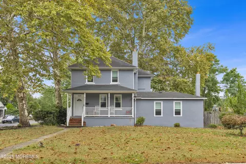 309 Church St, Belford, NJ 07718