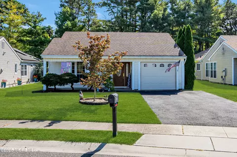 5 Tarworth Ter, Manchester, NJ 08759