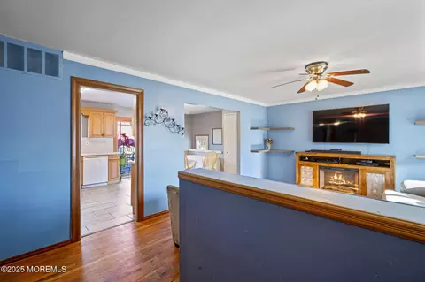 Entry Way - 34 Drexel Dr, Jackson, NJ 08527 photo 1 of 2