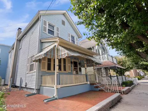 60 Heck Ave, Ocean Grove, NJ 07756