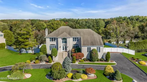11 Whistler Way, Marlboro, NJ 07746