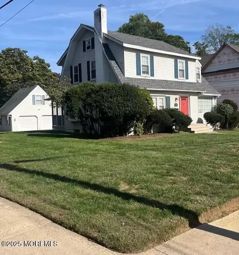 398 Conover Pl, Red Bank, NJ 07701