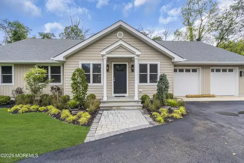 834 Sycamore Ave, Tinton Falls, NJ 07724