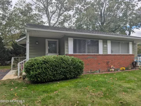 14 California Dr # B, Whiting, NJ 08759