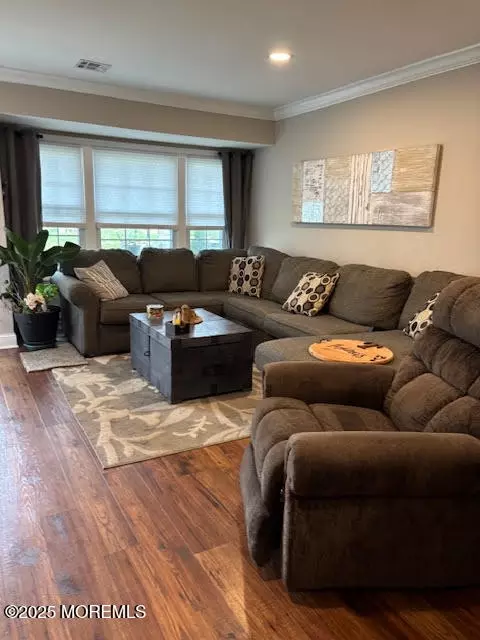 162 Parkway Dr # A, Freehold, NJ 07728