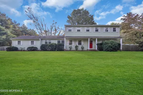 3 Wildhedge Ln, Holmdel, NJ 07733