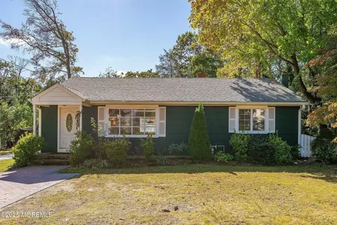 3228 Allaire Rd, Allenwood, NJ 08720