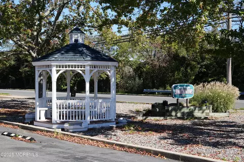 145 Central Ave #5A, Island Heights, NJ 08732