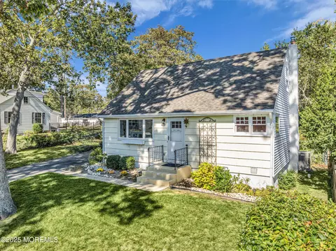 419 Prospect Ave, Neptune City, NJ 07753