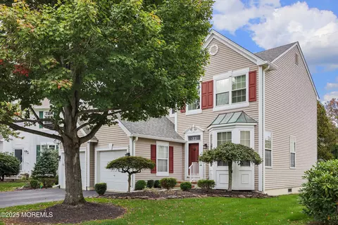 16 Kensington Pass, Colts Neck, NJ 07722