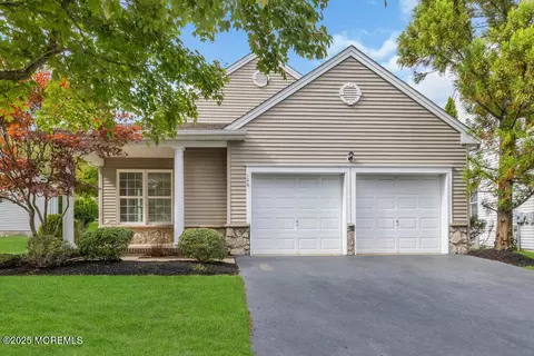 106 Rolling Meadows Blvd S, Ocean, NJ 07712