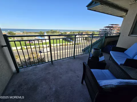 422 Ocean Blvd #5H, Long Branch, NJ 07740