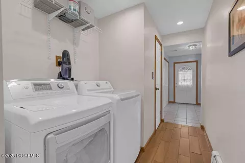 2 Ware Pl, Middletown, NJ 07748 photo 7